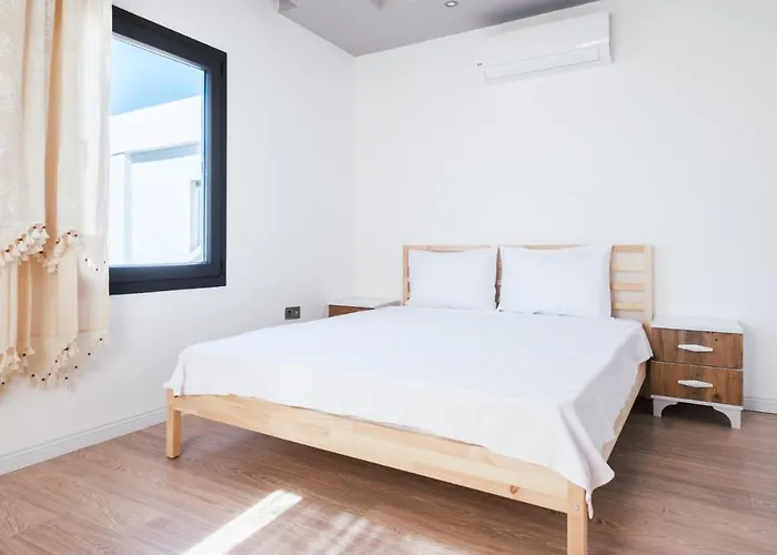 Chic Flat W Balcony 3 Min To In